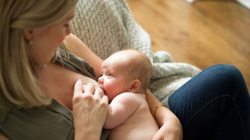 mum-breastfeeding-baby.jpg