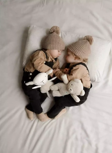 c784725981c0aed3a7f5ec405de04690