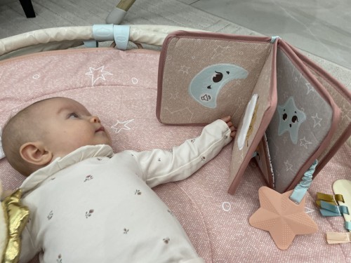 Tiny Love Książeczka edukacyjna Kraina Jednorożca