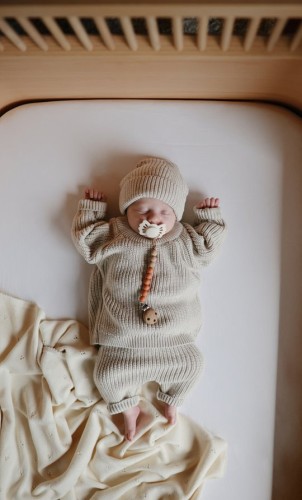 FRIGG Lucky Smoczek anatomiczny 2-pak silikon 0-6m Cream / Sage