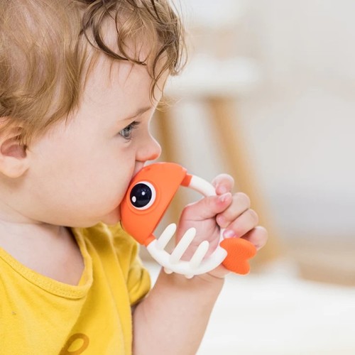 Mombella Mombella Gryzak Uspokajajacy Rybka 3w1